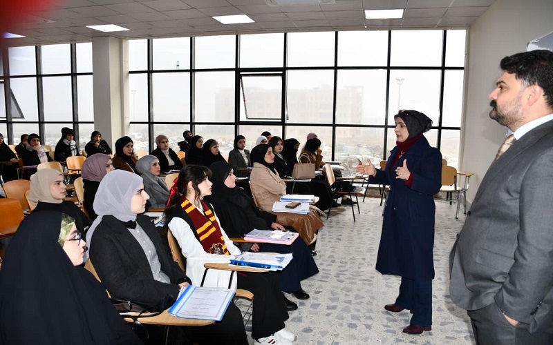 حملة توعوية في جامعة كركوك حول مكافحة الابتزاز الإلكتروني 