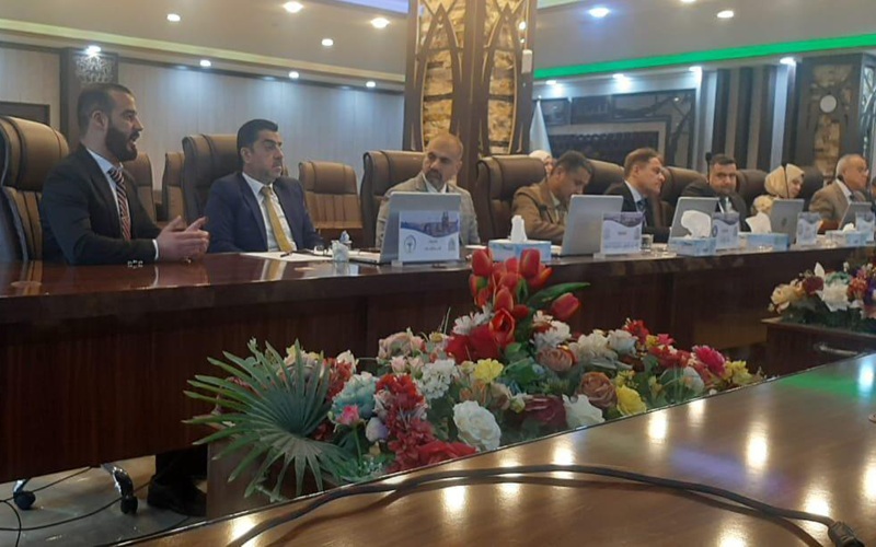 ممثلاً عن طلبة الجامعة مجلس جامعة كركوك يناقش مع ممثل الطلبة المعوقات التي يواجهها الطلبة