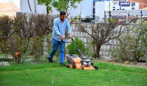 Kirkuk University continues cleanup campaigns and garden maintenance.